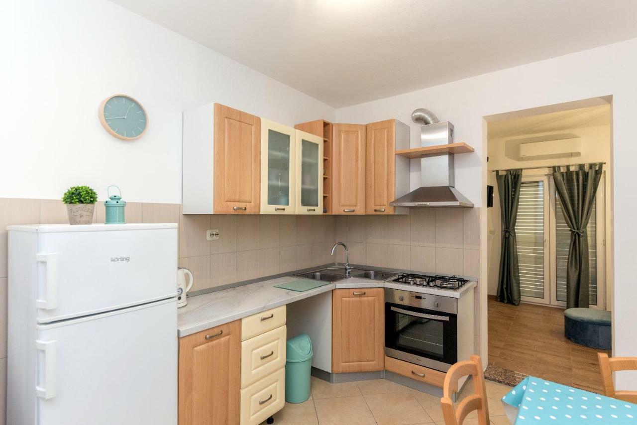 גראדאץ Apartmani Zara & Maris מראה חיצוני תמונה